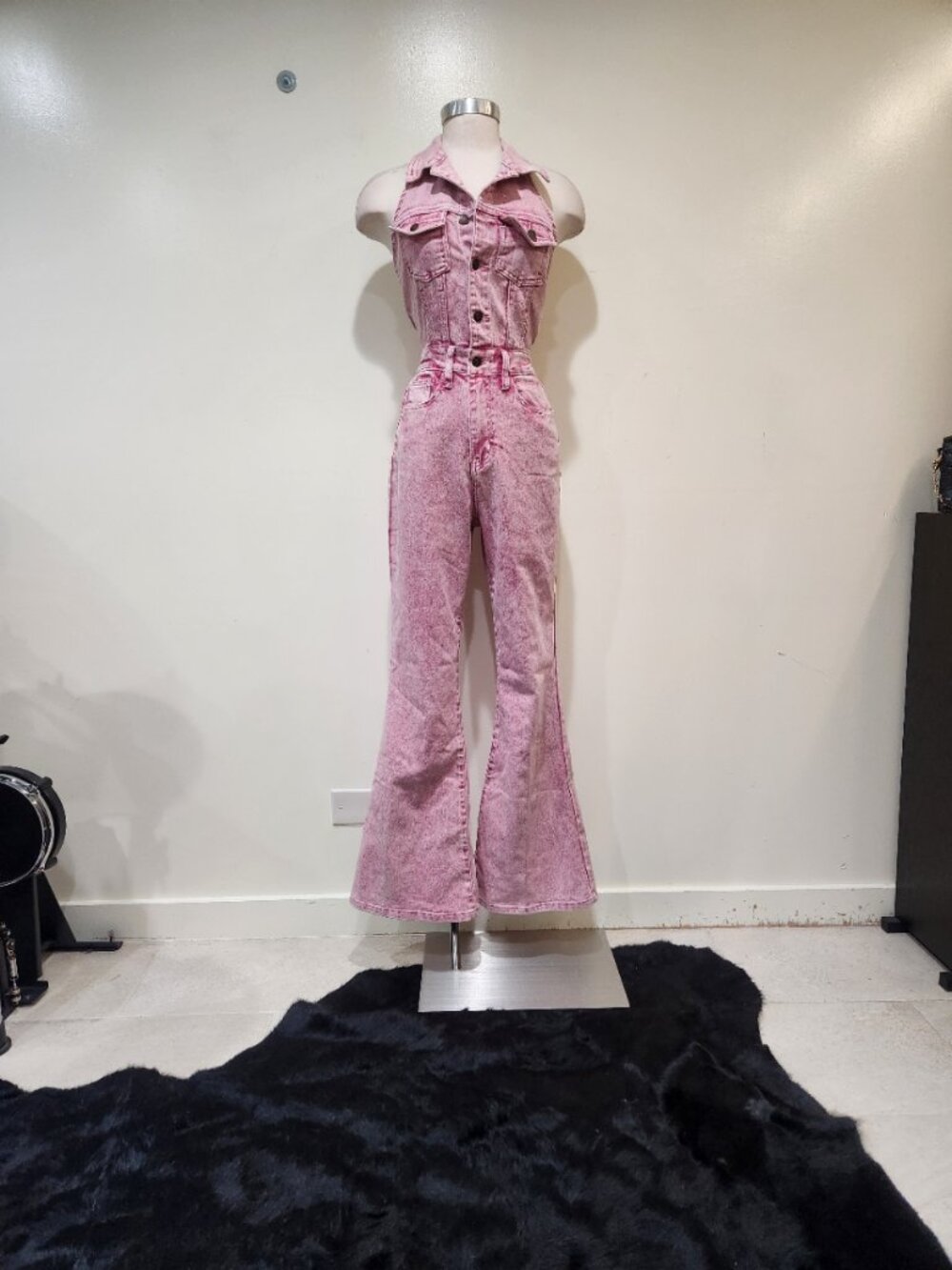 ππ¦UBER GORGE!ππ¦ Y2K Halter Flare Leg Jumpsuit in Acid Wash Pink Denim - Picture 3 of 12